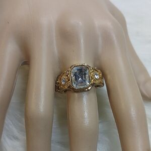 Paparazzi Gold Ring with Sparkling Stones Strech